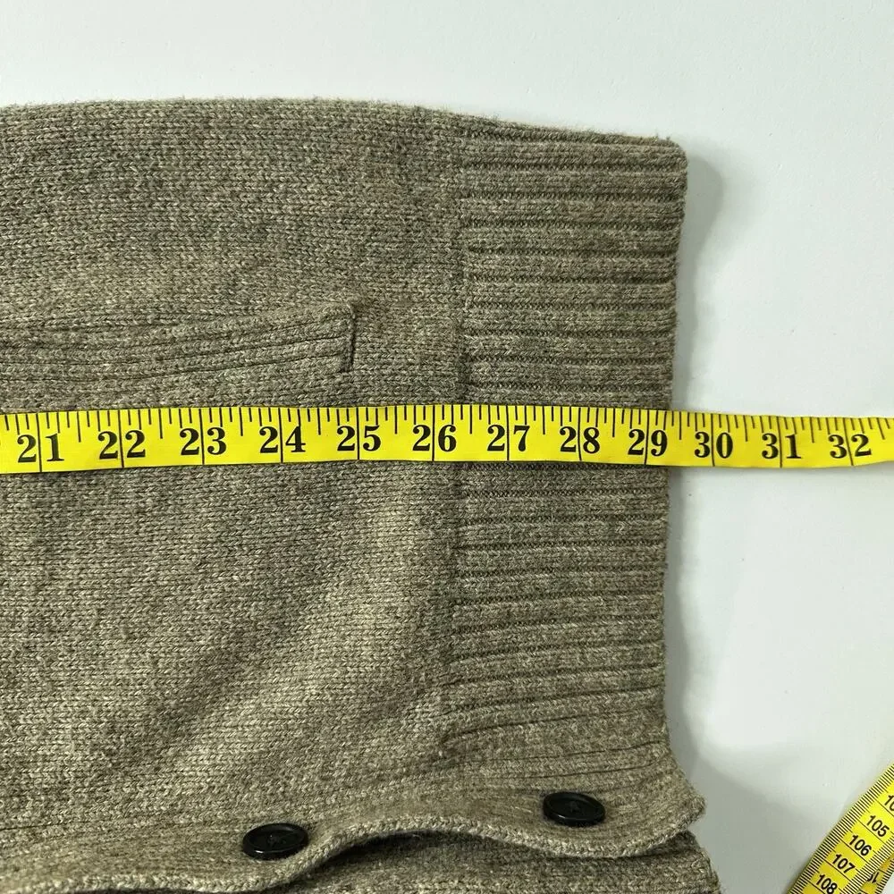 Banana‎ Republic Cardigan Sweater Mens Large Tan Epaulet Timeless Pockets